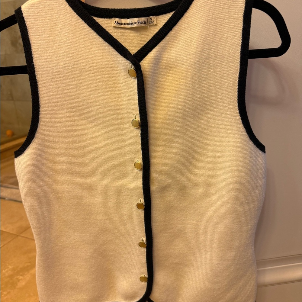 Abercrombie & Fitch Cream with Black Trim Vest